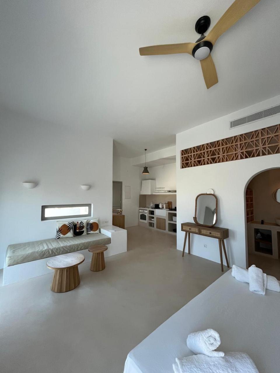 Ios Alcyon Blue Suites Chora Exterior foto