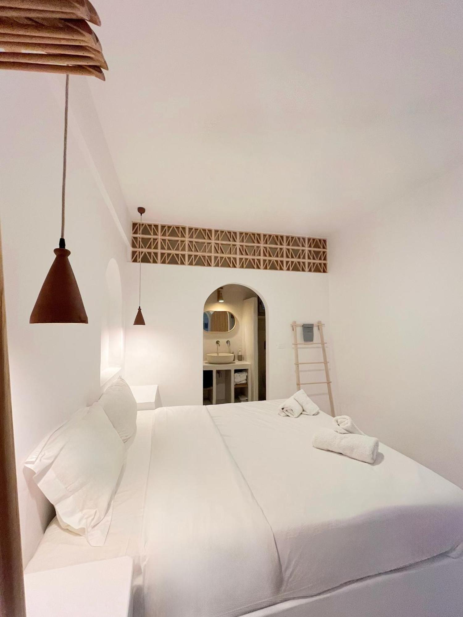 Ios Alcyon Blue Suites Chora Exterior foto