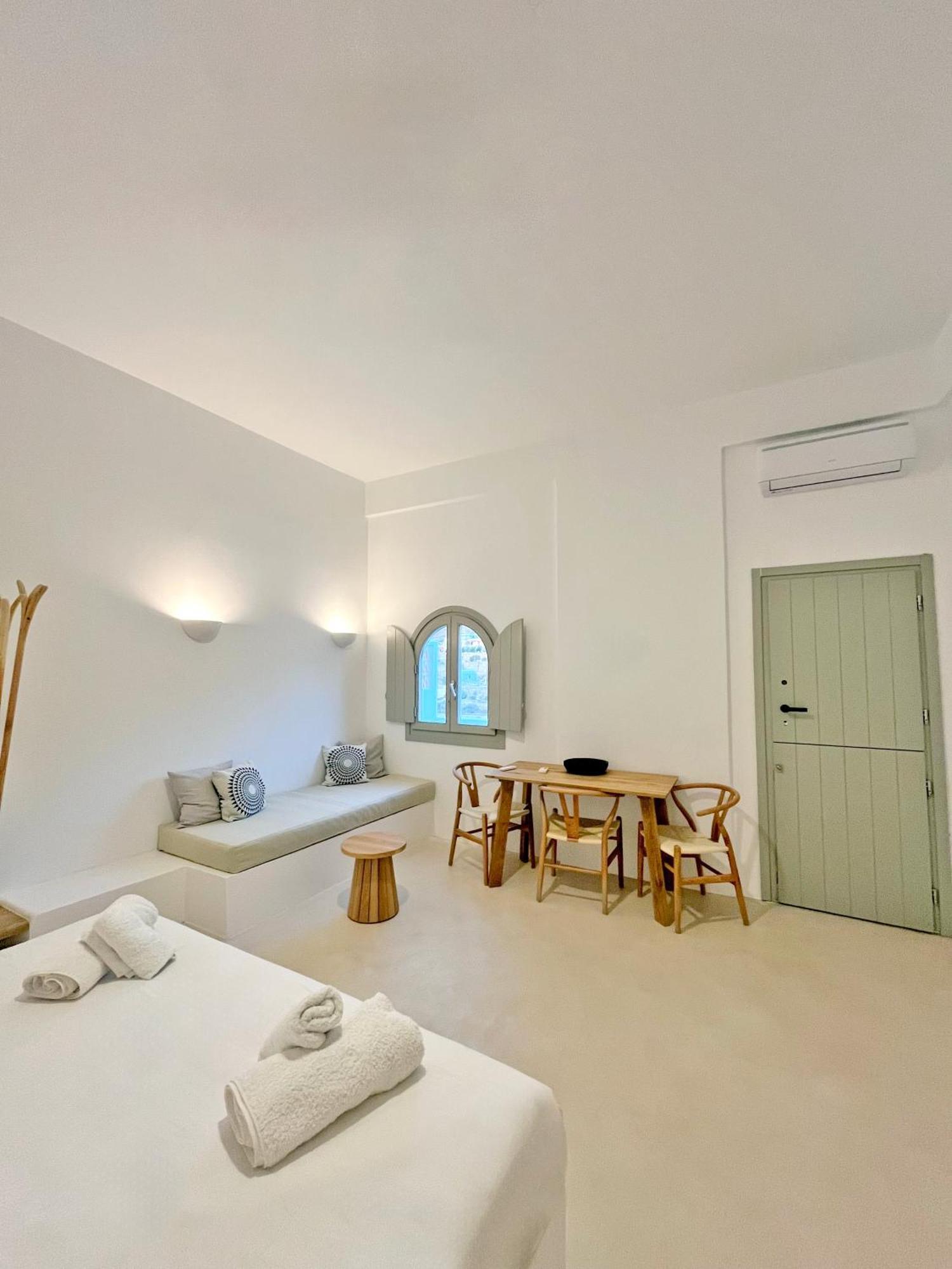 Ios Alcyon Blue Suites Chora Exterior foto