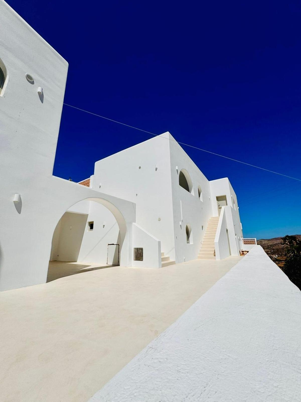 Ios Alcyon Blue Suites Chora Exterior foto